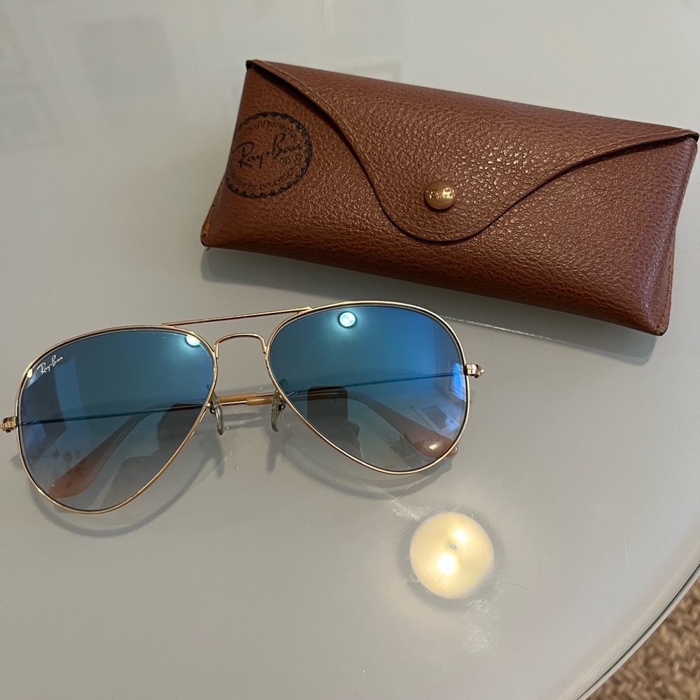 Ray-Ban Gradient Aviator Sunglasses